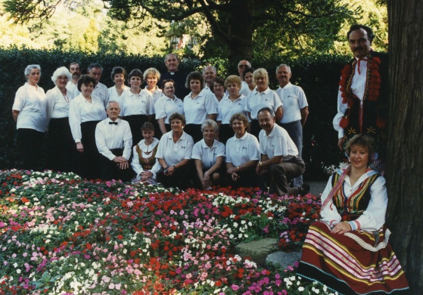 The Polanz 
choir at the Pole Art festival in  Adelaide