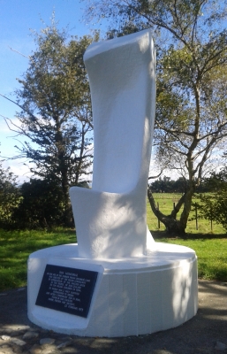 The new monument 
outside Pahiatua