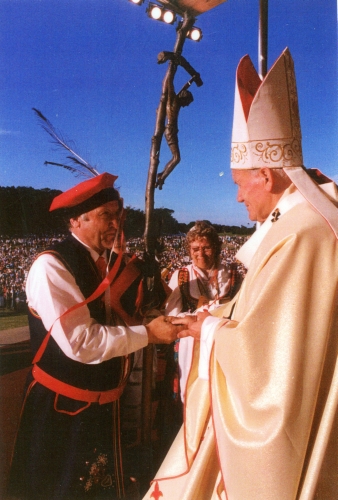 Jan Jarka with Pope 
John Paul II