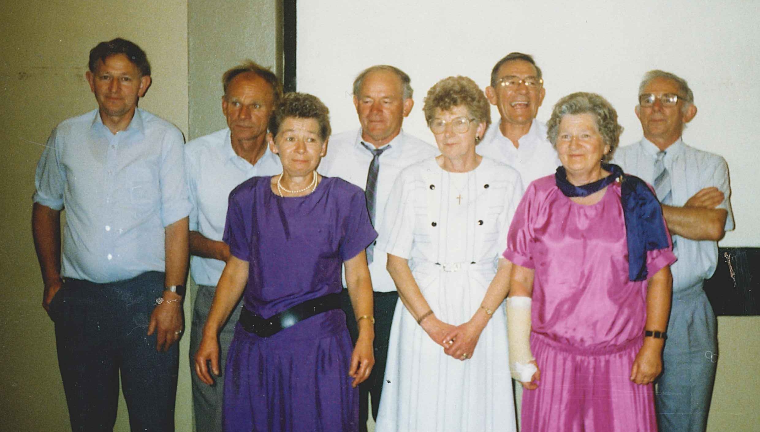 Coloured informal 
photograph of the Kuklinski. The sisters are dressed in their wedding finery, the brothers less formal, in shirts but only 
Tom and Joe still with their ties.