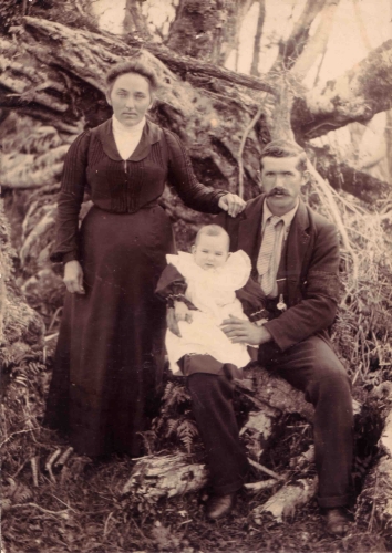 Jack and Jane (Potroz) Crofskey with their first daughter, Evelyn.