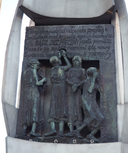 Czesław Miłosz poem 
sculpture within the Three Crosses monument