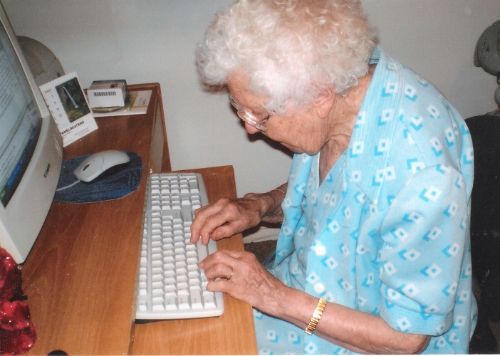 Madeline Orlowski 
Anderson typing her emails