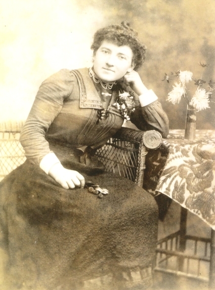 Unknown Orlowski 
woman