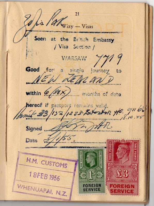 Page in passport 
showing six months' validity and a one-time entry to New Zealand.