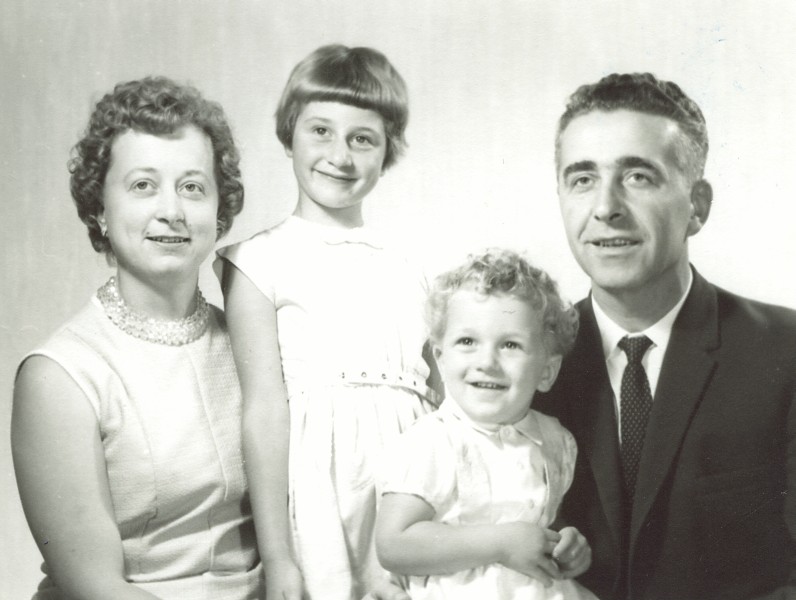 Piotrkowski family, Anna, Basia, Bogdan and Władysław