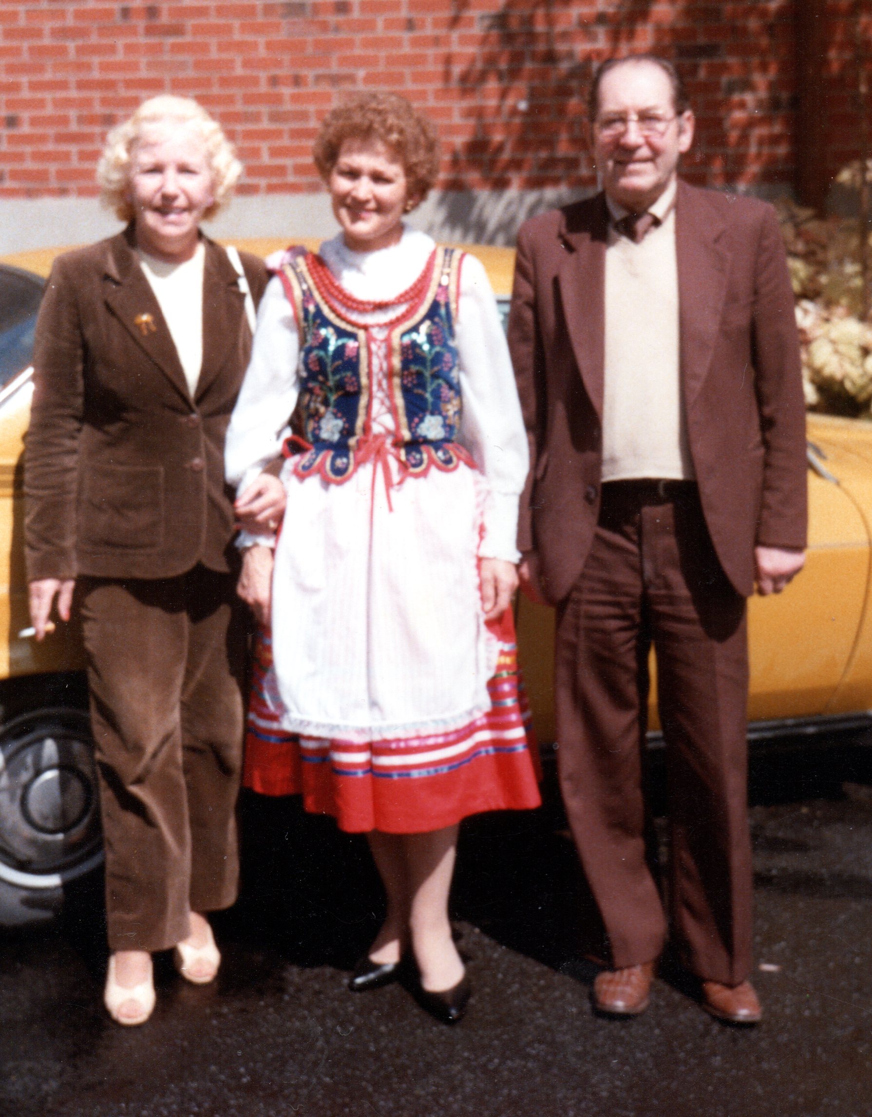 Adam 
with Christine and Marysia Jaśkiewicz