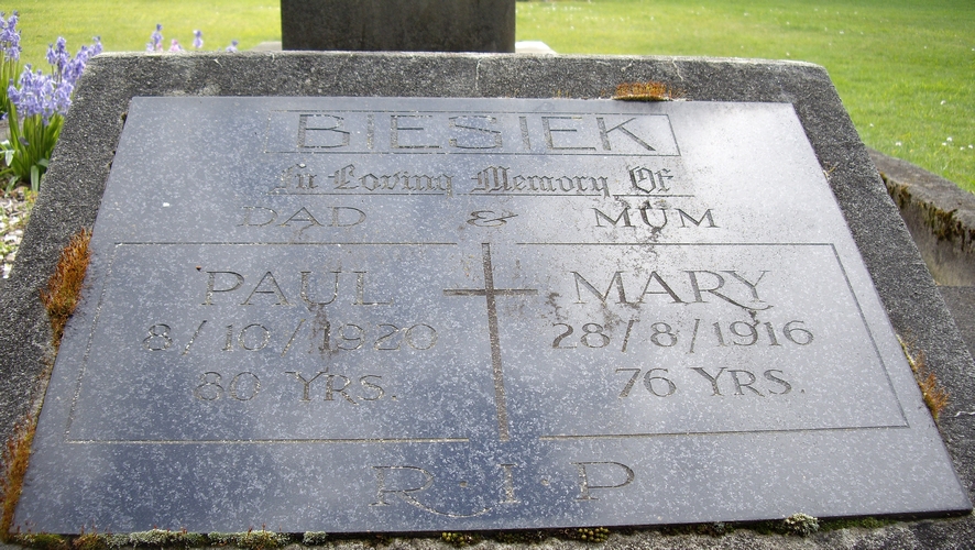 Paul & Mary Biesiek's 
headstone.